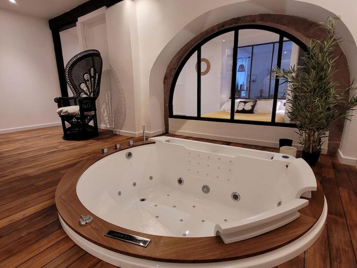 Jacuzzi Des Tanneurs Apartamento Ribeauvillé Exterior foto